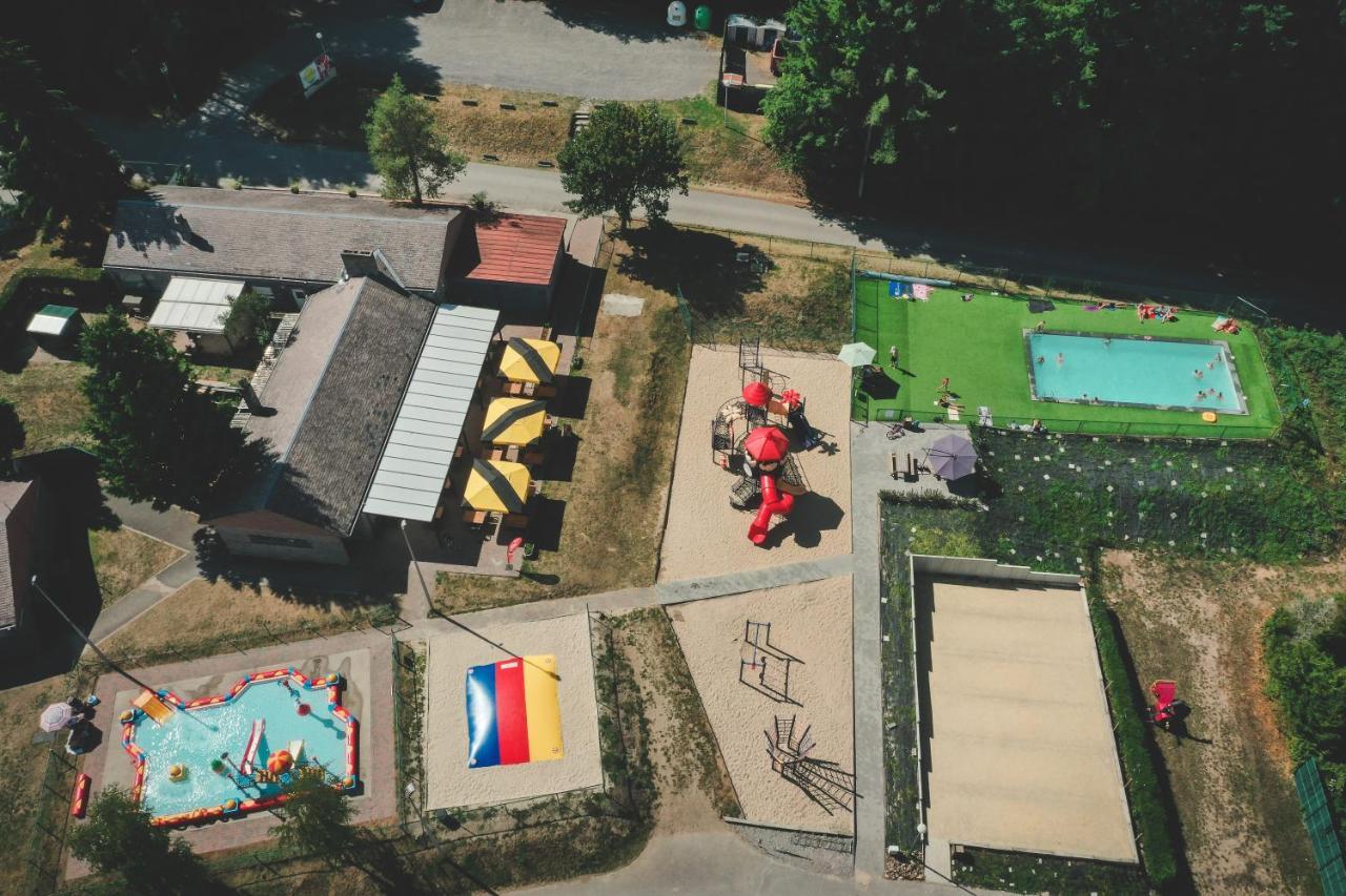 Verblijfpark Ardinam Olloy-sur-Viroin Esterno foto