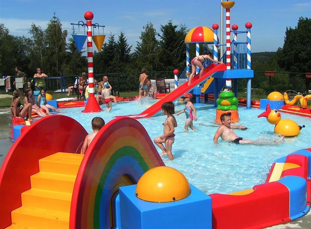 Verblijfpark Ardinam Olloy-sur-Viroin Esterno foto